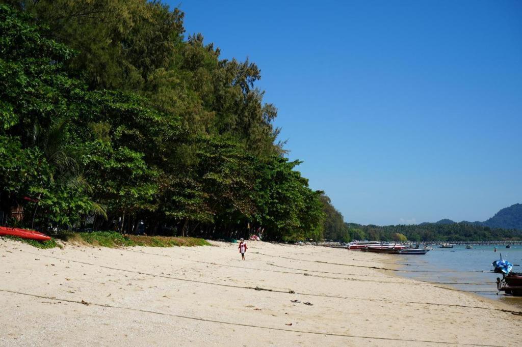 Utopia Naiharn Nai Harn Exteriér fotografie
